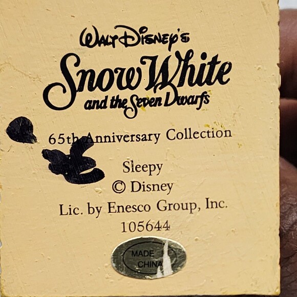 Snow White and the Seven Dwarves Disney 65th Anniversary Enesco Figure Sleepy - Picture 5 of 5